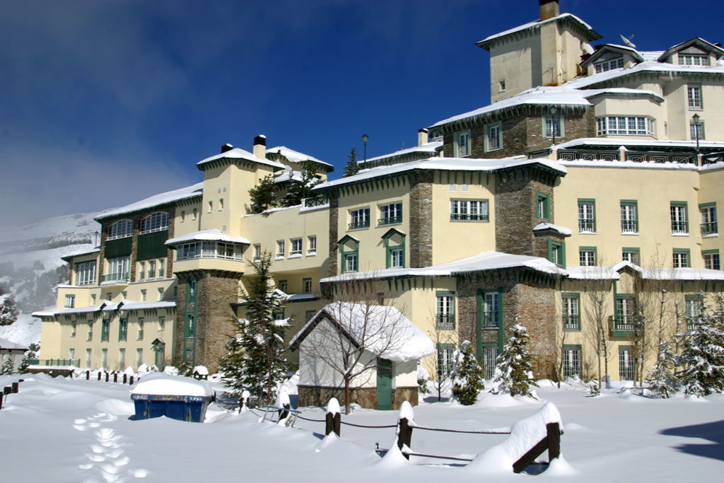 Hotel Apartamentos Trevenque سْييرا نيفادا المظهر الخارجي الصورة